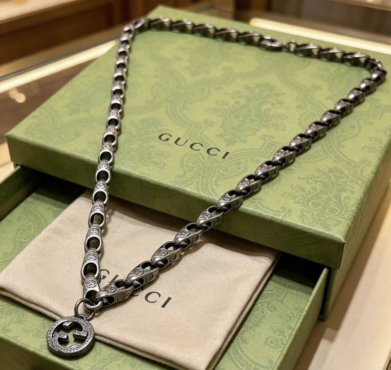 Gucci Necklace 08yxs33